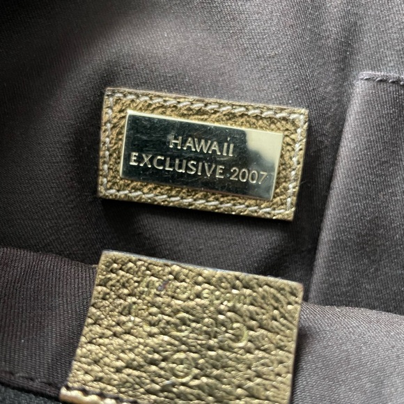 Gucci Abbey Tote Metallic Leather Hawaii Exclusive - Picture 7 of 15